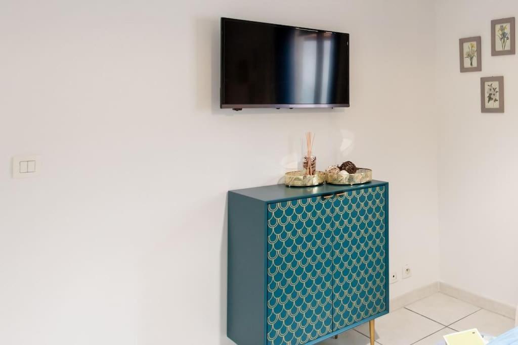 C16 - 2 Bdr Rue Antibes 4 Min Palais Festivals - Ac & Terrace Apartment Кан Екстериор снимка