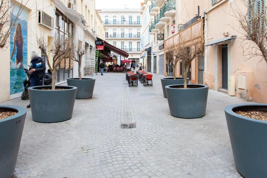 C16 - 2 Bdr Rue Antibes 4 Min Palais Festivals - Ac & Terrace Apartment Кан Екстериор снимка